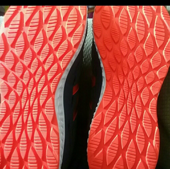 New balance running sneakers - Picture 5 of 5